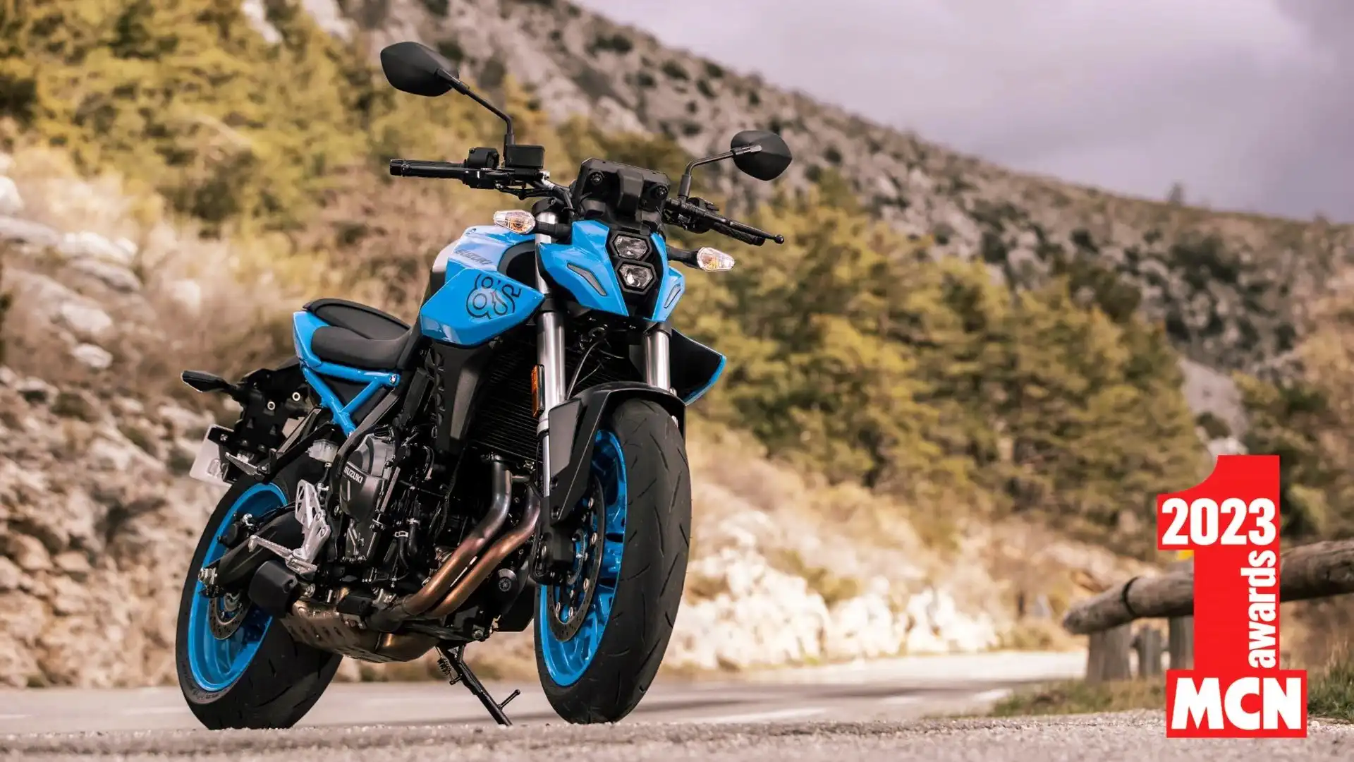Az Év csupasz motorja: Suzuki GSX-8S